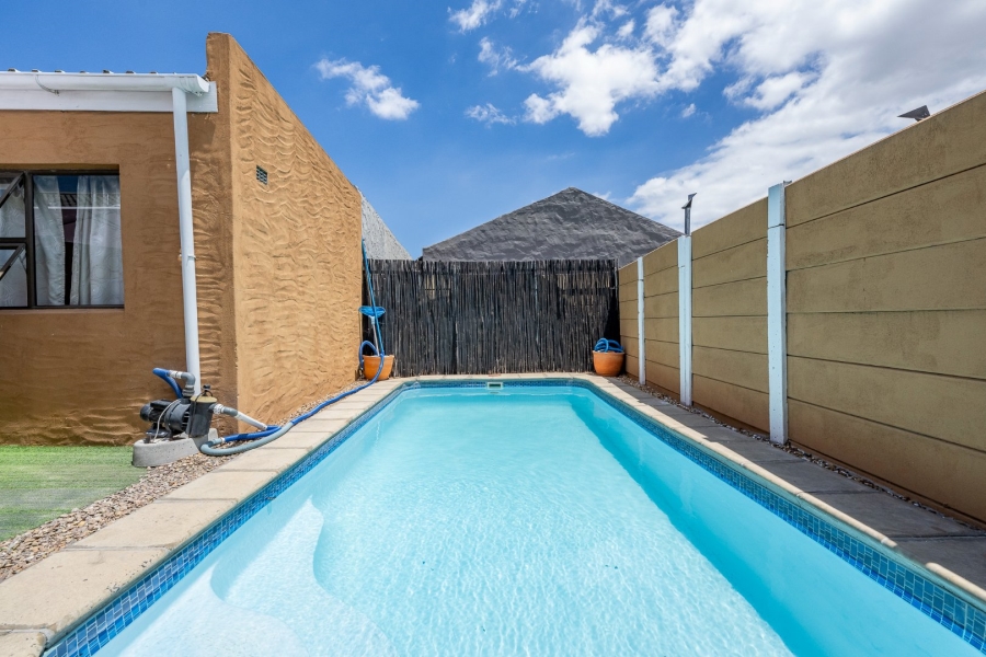 5 Bedroom Property for Sale in Dennemere Western Cape